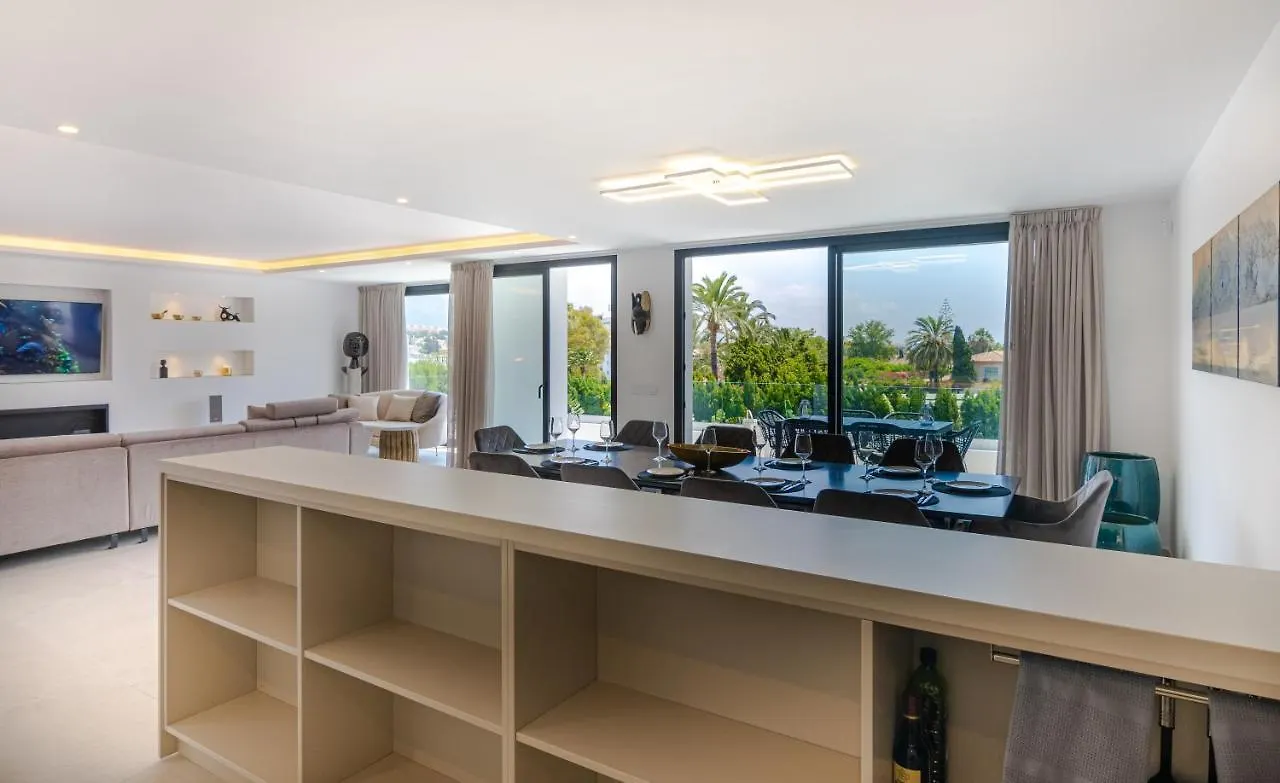 Luxury Villa With Heated Pool, Jacuzzi, Sauna And More Marbella España