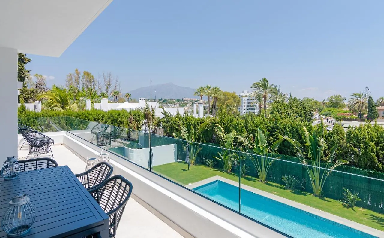 Apartment Luxury Villa With Heated Pool, Jacuzzi, Sauna And More Marbella