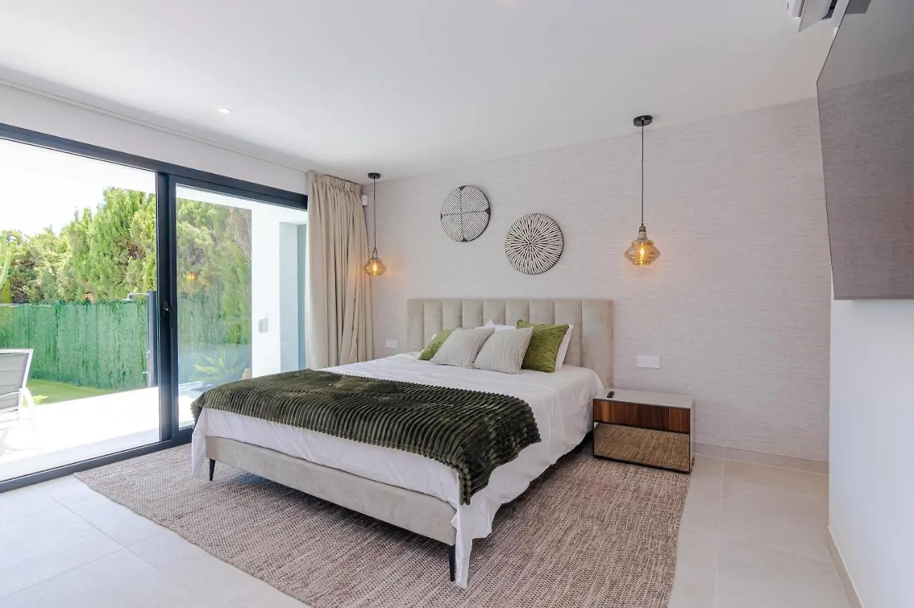 Luxury Villa With Heated Pool, Jacuzzi, Sauna And More Marbella 0*,