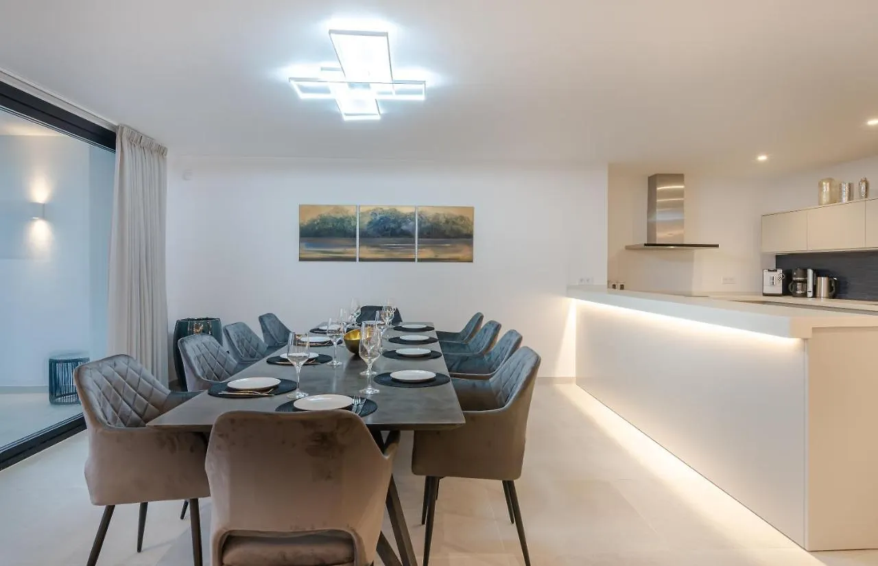 Apartment Luxury Villa With Heated Pool, Jacuzzi, Sauna And More Marbella