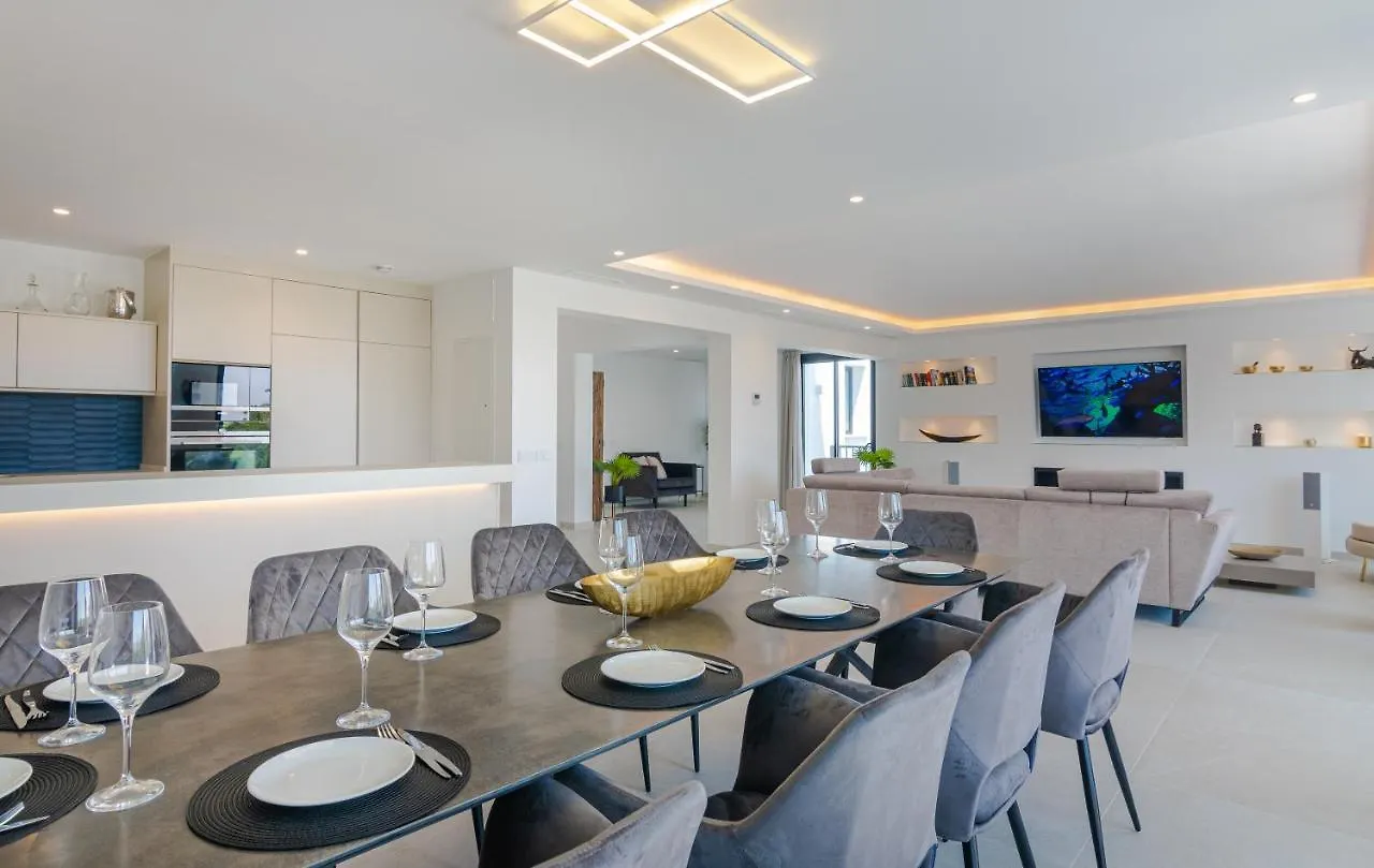 Luxury Villa With Heated Pool, Jacuzzi, Sauna And More Marbella 0*,